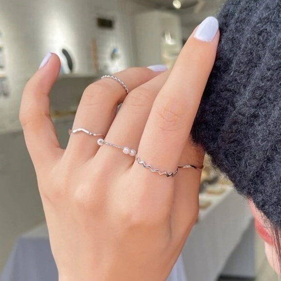 5 pcs Faux Pearl Textured Ring Set Silver Plated - Picture 3 of 13